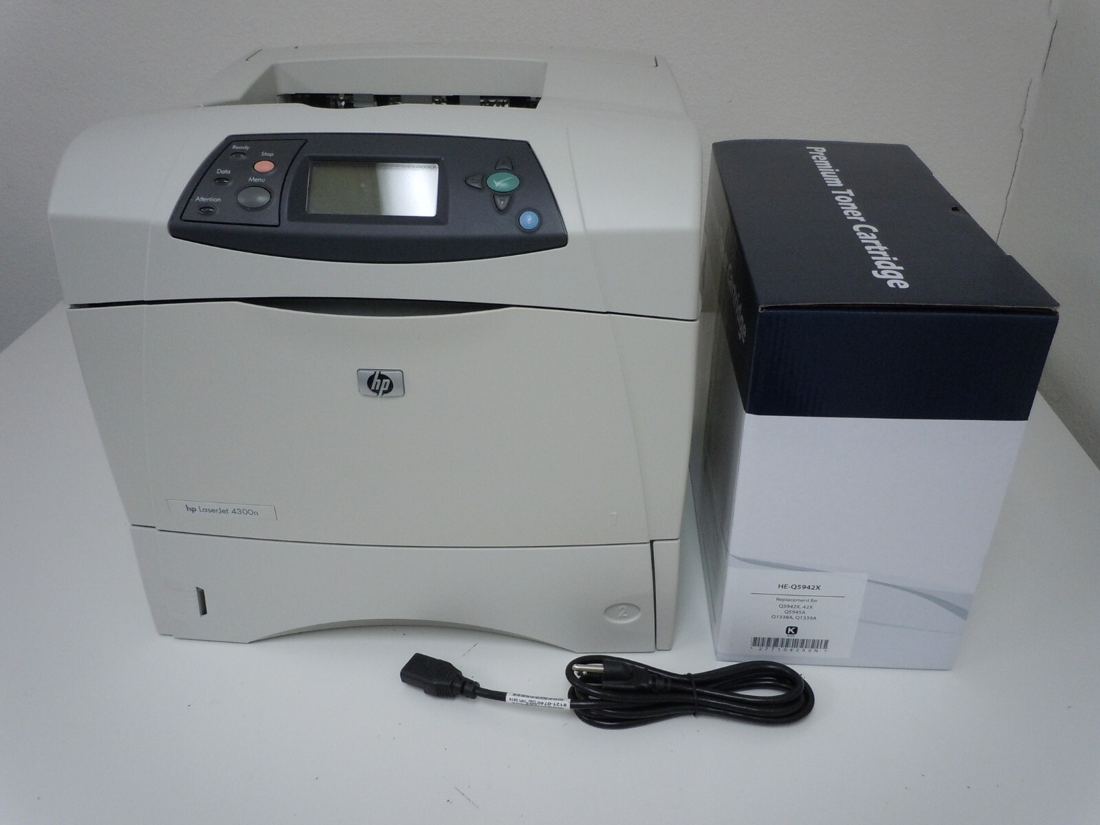 HP LaserJet 4300N Laser Printer w/New Toner & Warr *Network / Parallel IEEE 1284