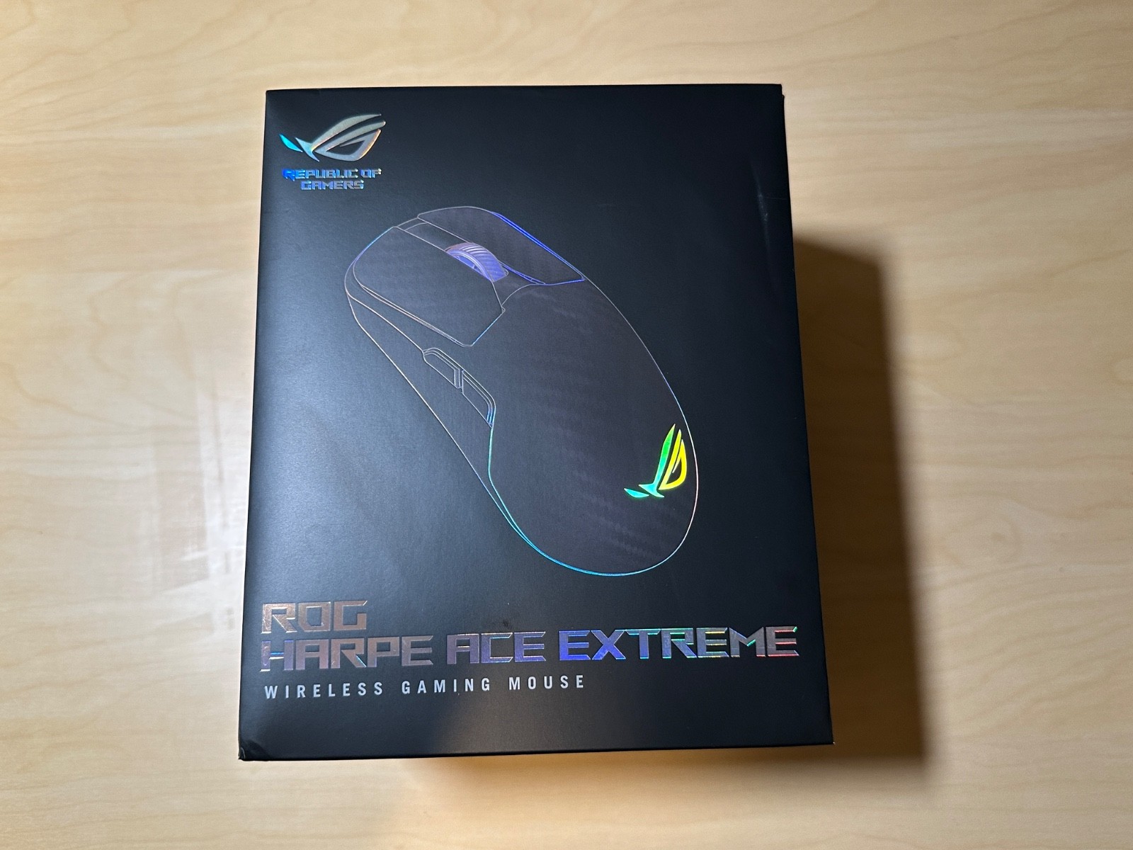 Asus - ROG Harpe Ace Extreme - Carbon Fiber Wireless Gaming Mouse - Open Box