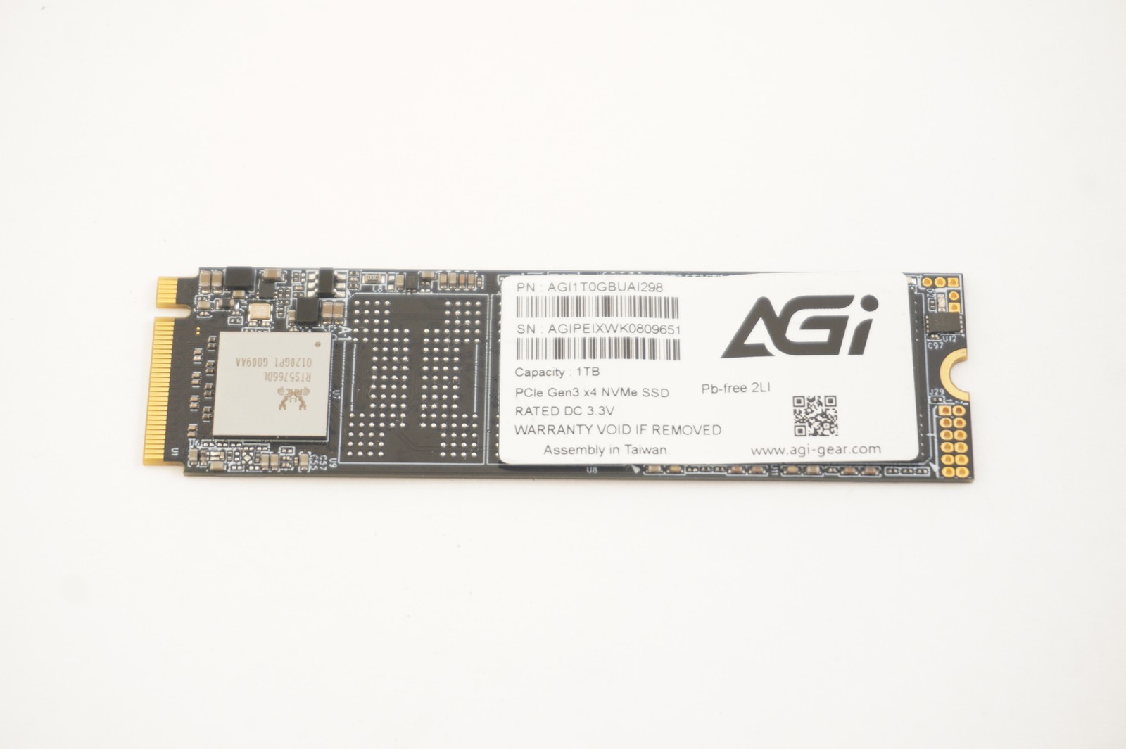 AGI1T0GBUAI298 AGI 1TB PCIe NVMe Gen4x4 M.2 2280 SSD Drive