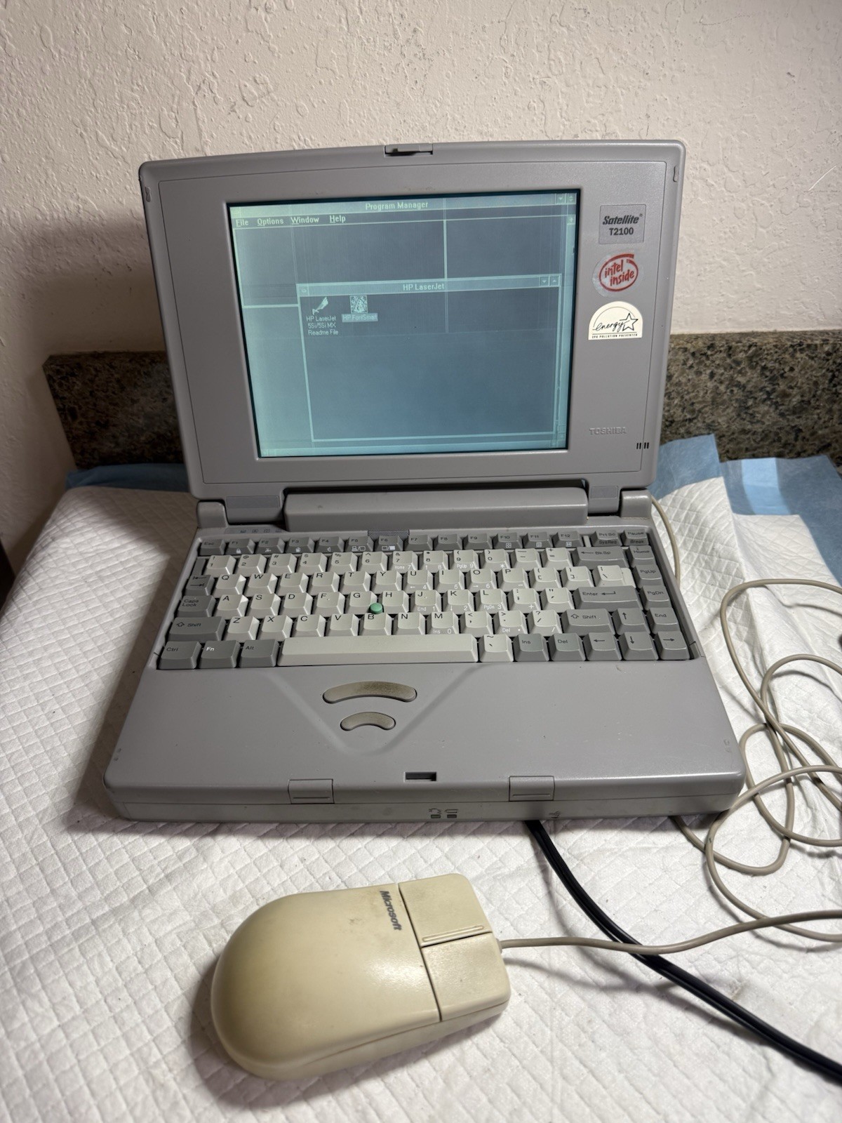 Vintage Toshiba Satellite T2100 Laptop Windows 3.x Boots CMOS Battery Issue