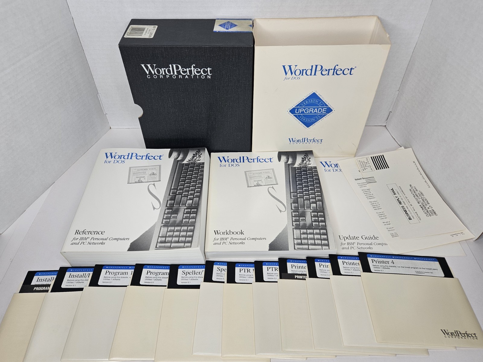 Vtg Word Perfect Version 5.1 UPGRADE for DOS - 5 1/4" Floppies & Manuals