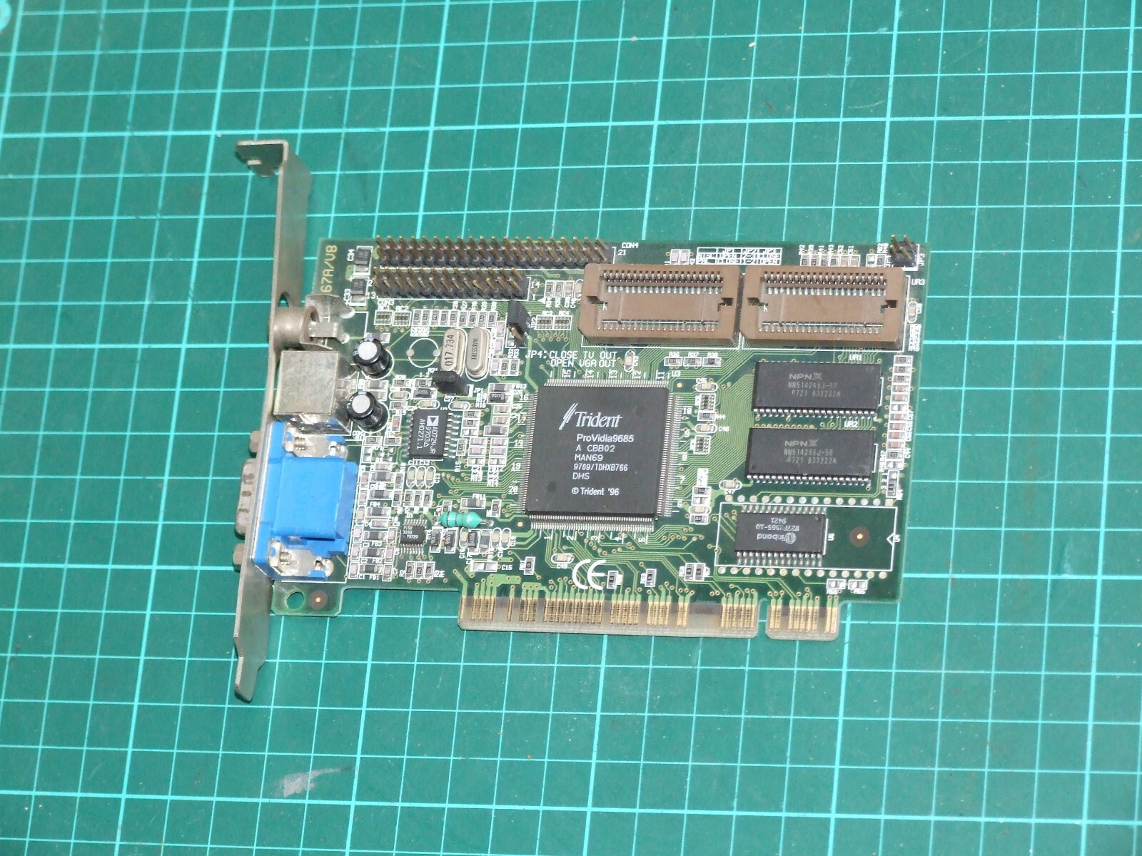 Trident ProVidia9685 PCI VGA card for early Pentium vintage computer