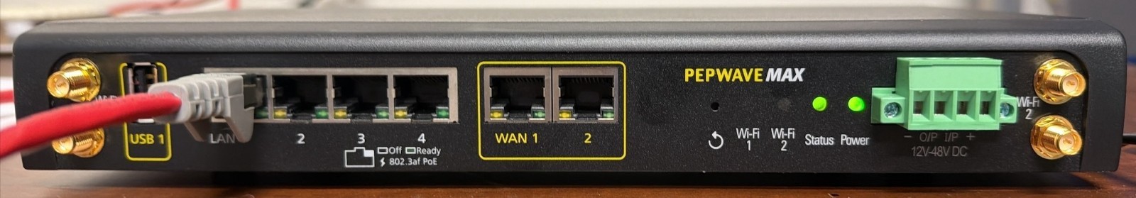 Peplink/Pepwave Max 700 Mobile Router Model # MAS-GN2-R