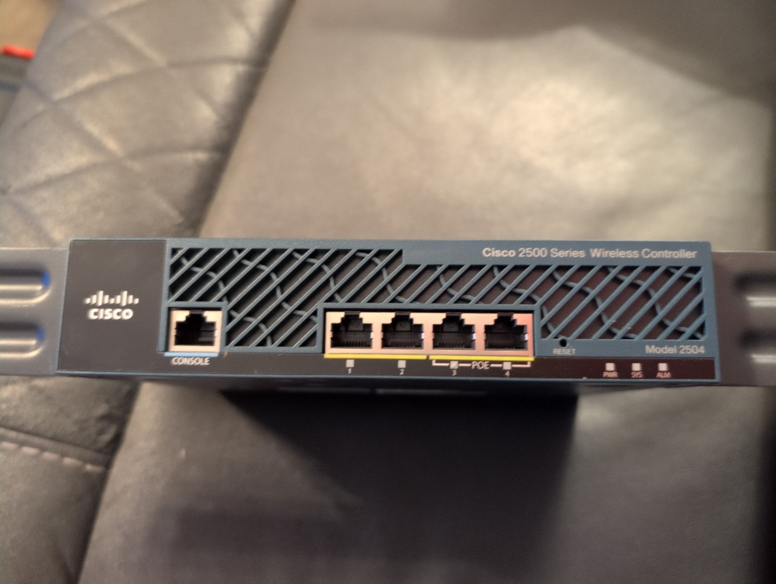 Cisco AIR-CT2504-K9 WLAN 2500 Series Controller Model 2504 No Power Supply 