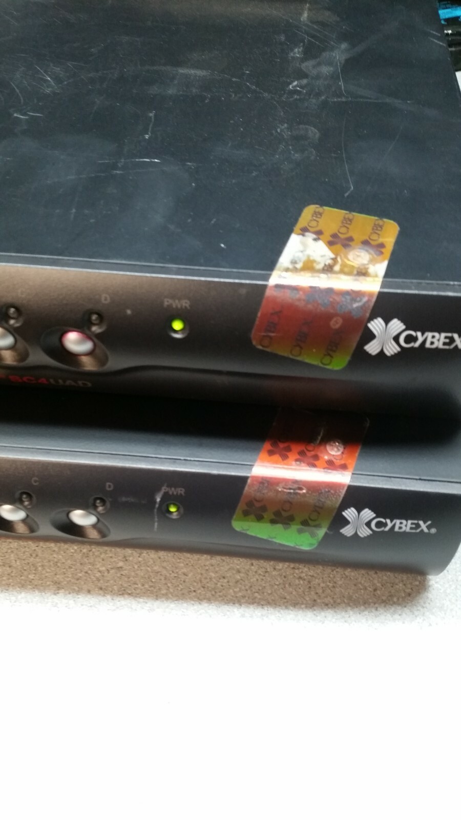 Lot of 2 Avocent Switchview  Cybex DVI/USB KVM SC4UAD 