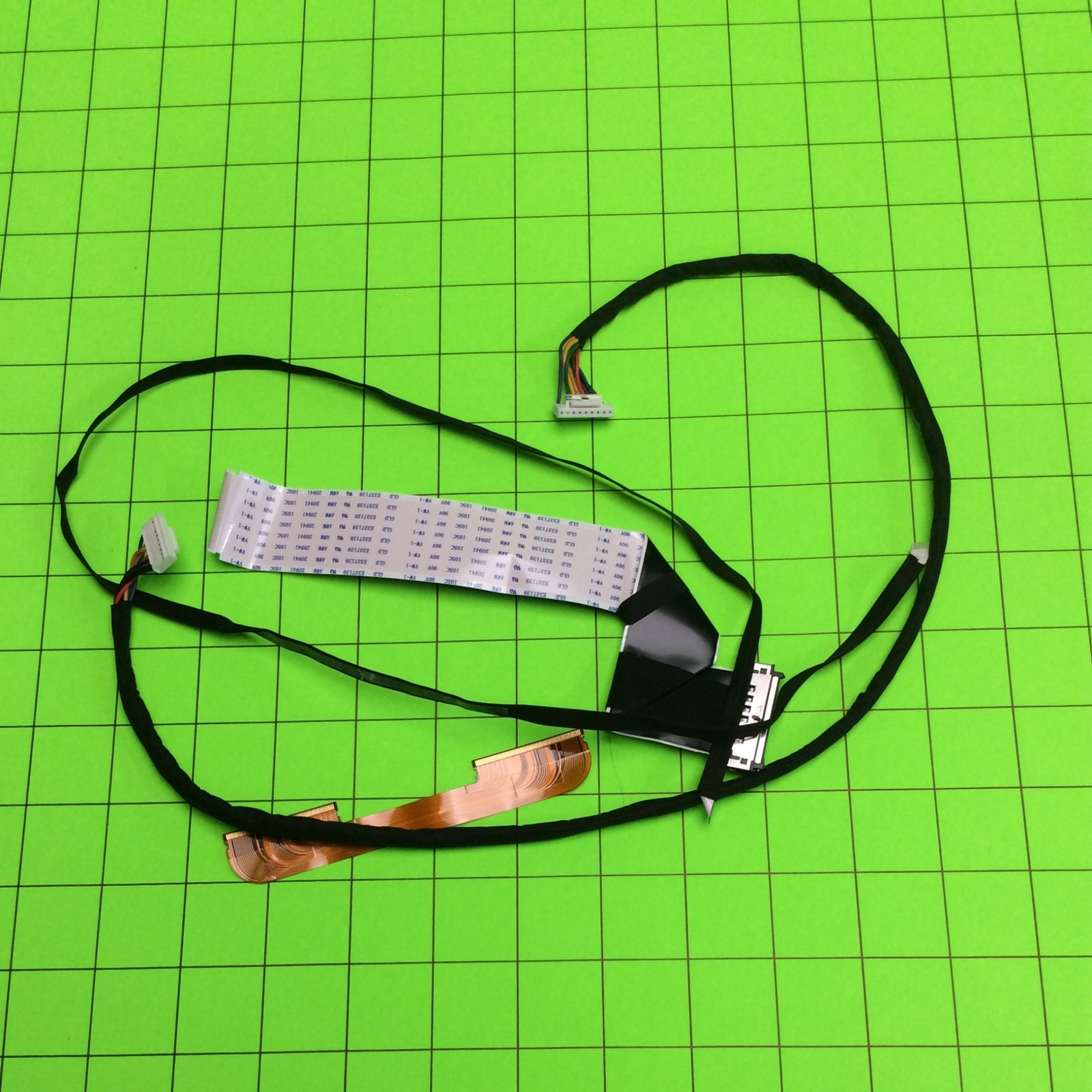 AOC C27G2Z Monitor Multiple Internal Cable Wire