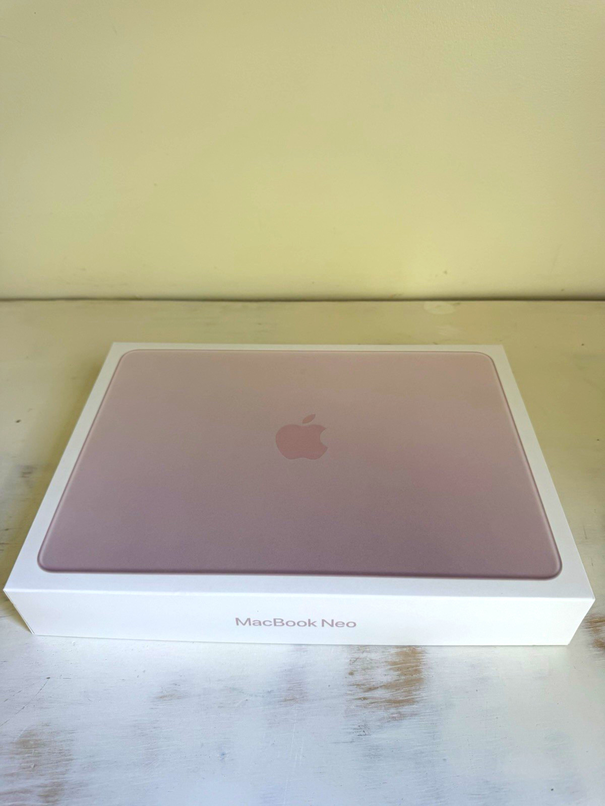 Apple MacBook Neo 13in Pink A18 Pro 8GB 512GB SSD USB-C Wi-Fi BT