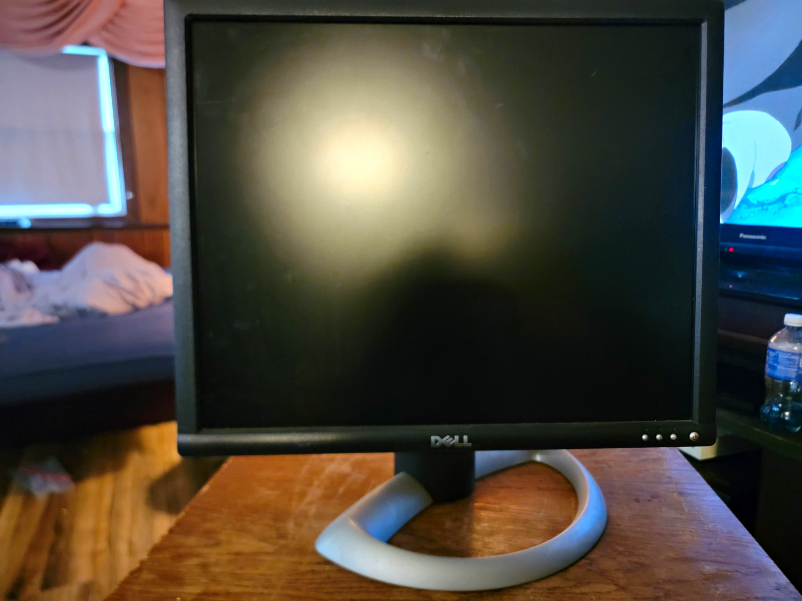 Dell UltraSharp 1901FP 19" LCD Monitor 1280x1024 VGA DVI 5:4 Black/Silver