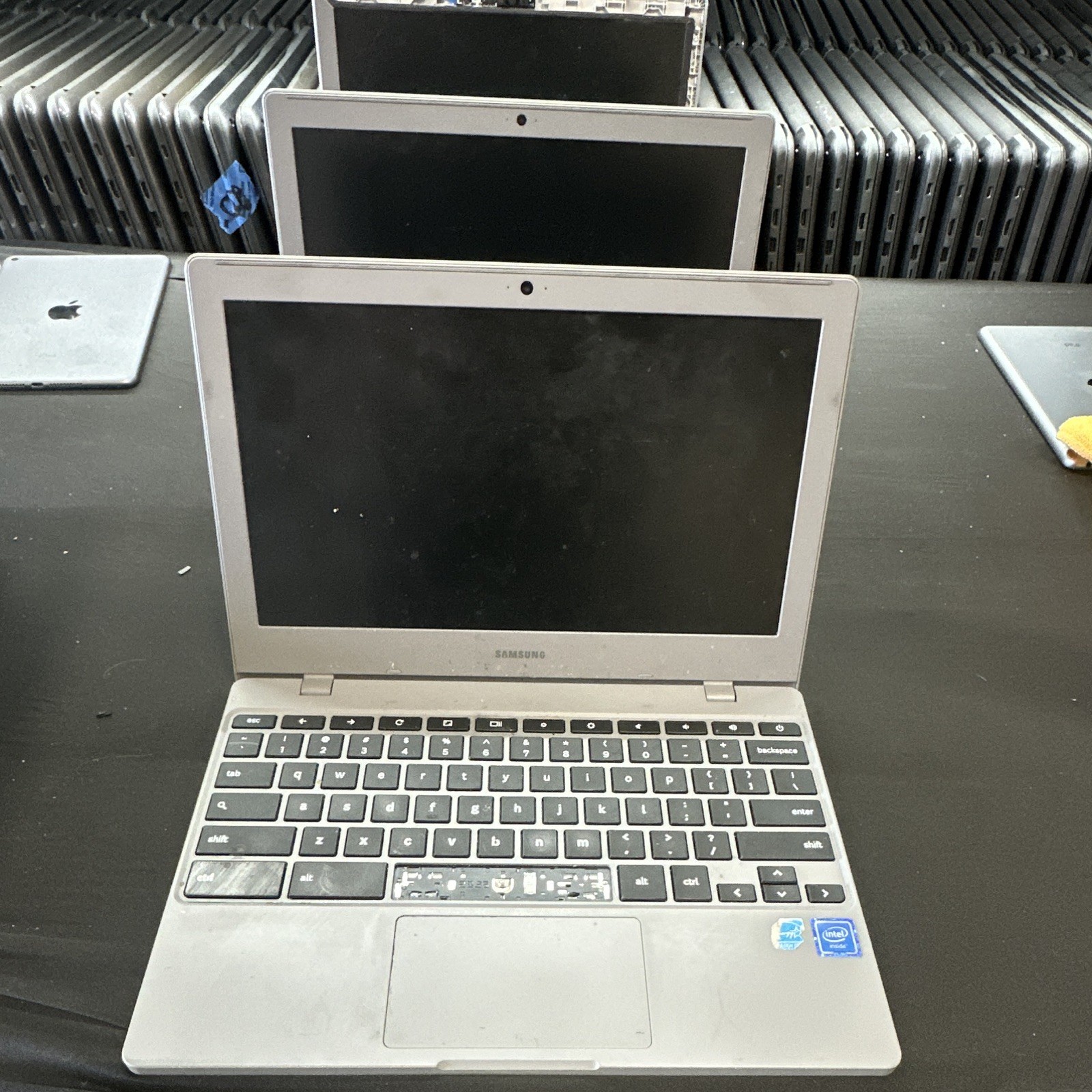 Samsung Chromebook 3 11.6" Intel Celeron, Chrome OS Parts Needed lot of 3 pcs 