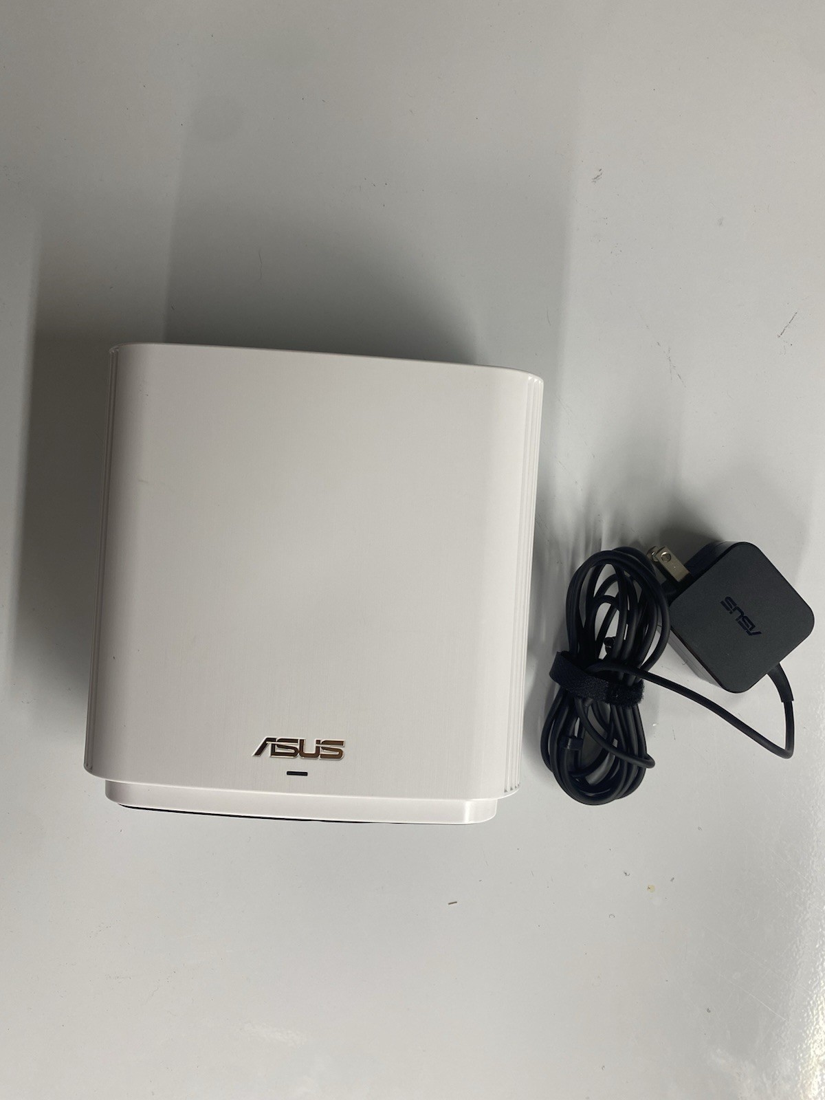 ASUS ZenWiFi AX6600 Tri-Band Mesh WiFi 6 System - White
