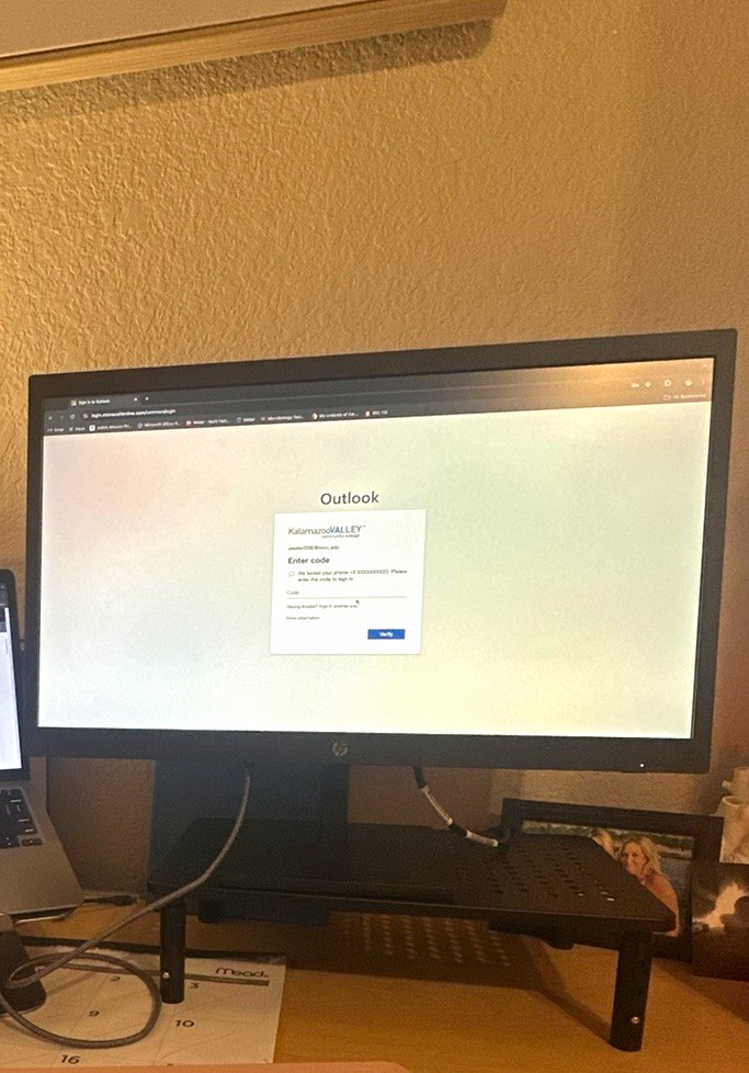 HP V24i G5 24 Inch Computer PC Monitor Full HD IPS