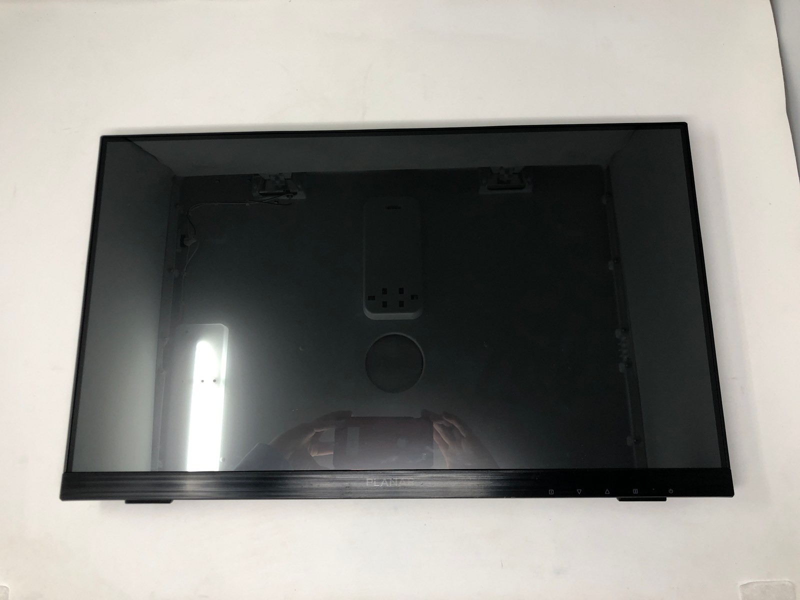 Planar PCT2235 22-Inch Touchscreen Monitor HDMI DisplayPort VGA USB Black