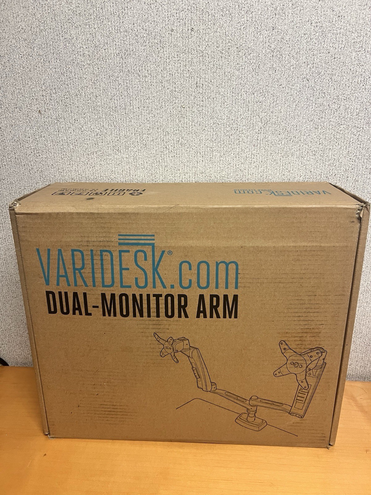 Vari-desk Dual Screen Monitor Arm Desk Mount - Model 48003 new in box sealed