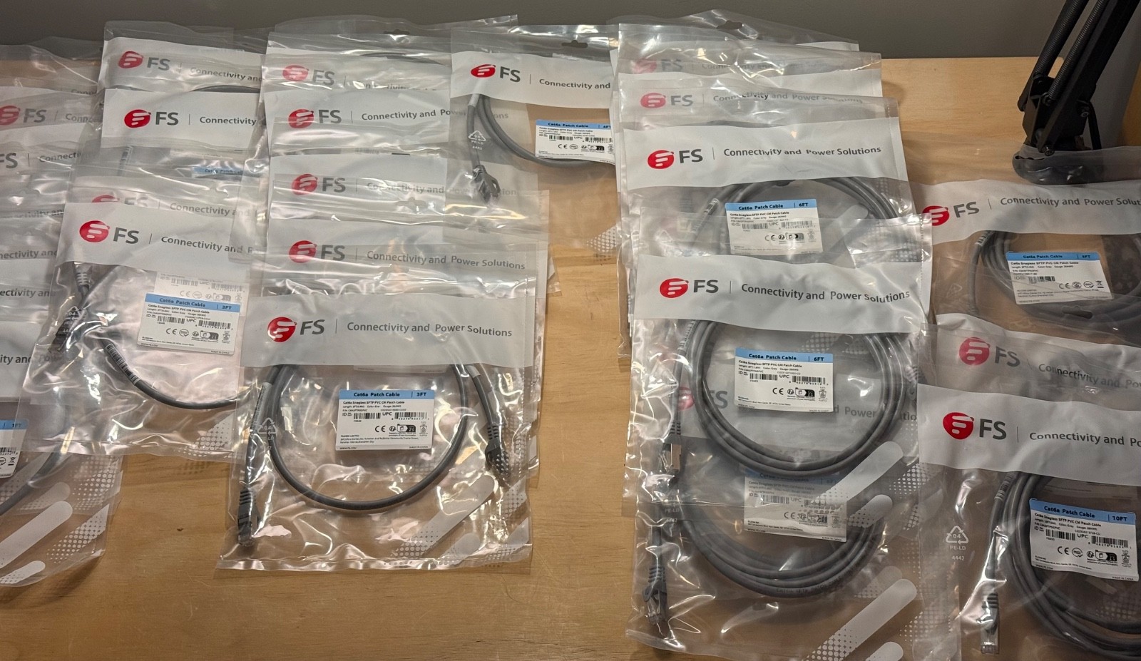 Lot 31x Qty FS Cat6a Snagless SFTP PVC CM Patch Cables from 1ft to 10ft Gray