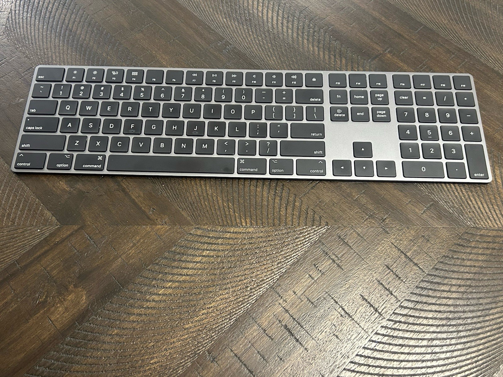 Apple Magic Keyboard Touch ID Numeric Keypad Black Space Gray A2520 MMMR3LL/A