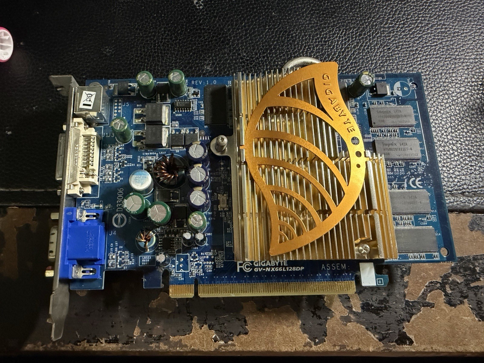 GIGABYTE NVIDIA GEFORCE 6600 LE Graphics Card 128MB DDR GV-NX66L128DP PCIe x16