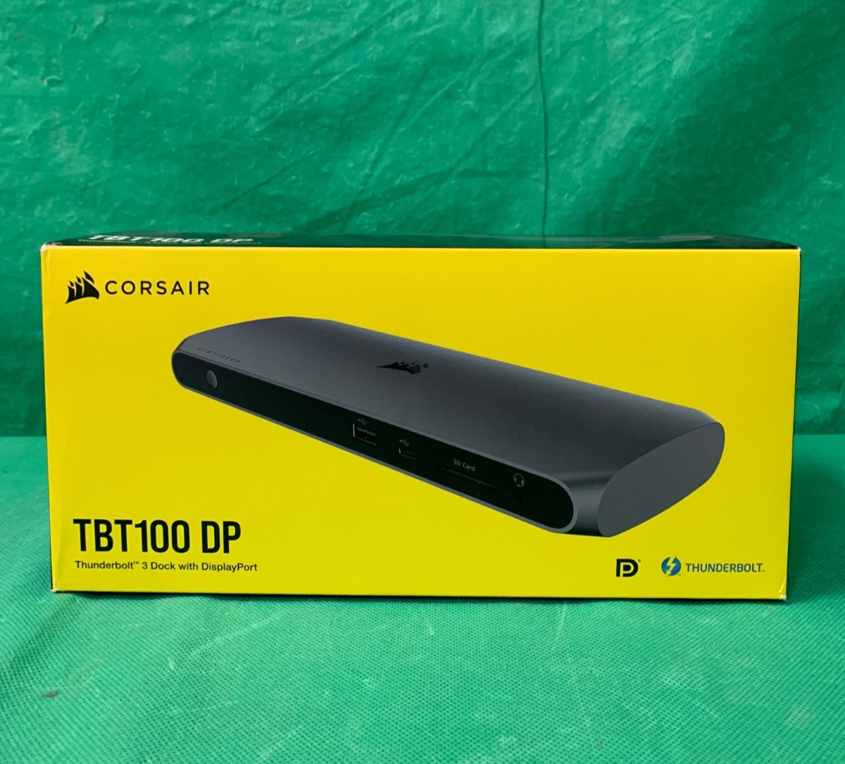 Corsair TBT100 DP Thunderbolt 3 Dock with DisplayPort