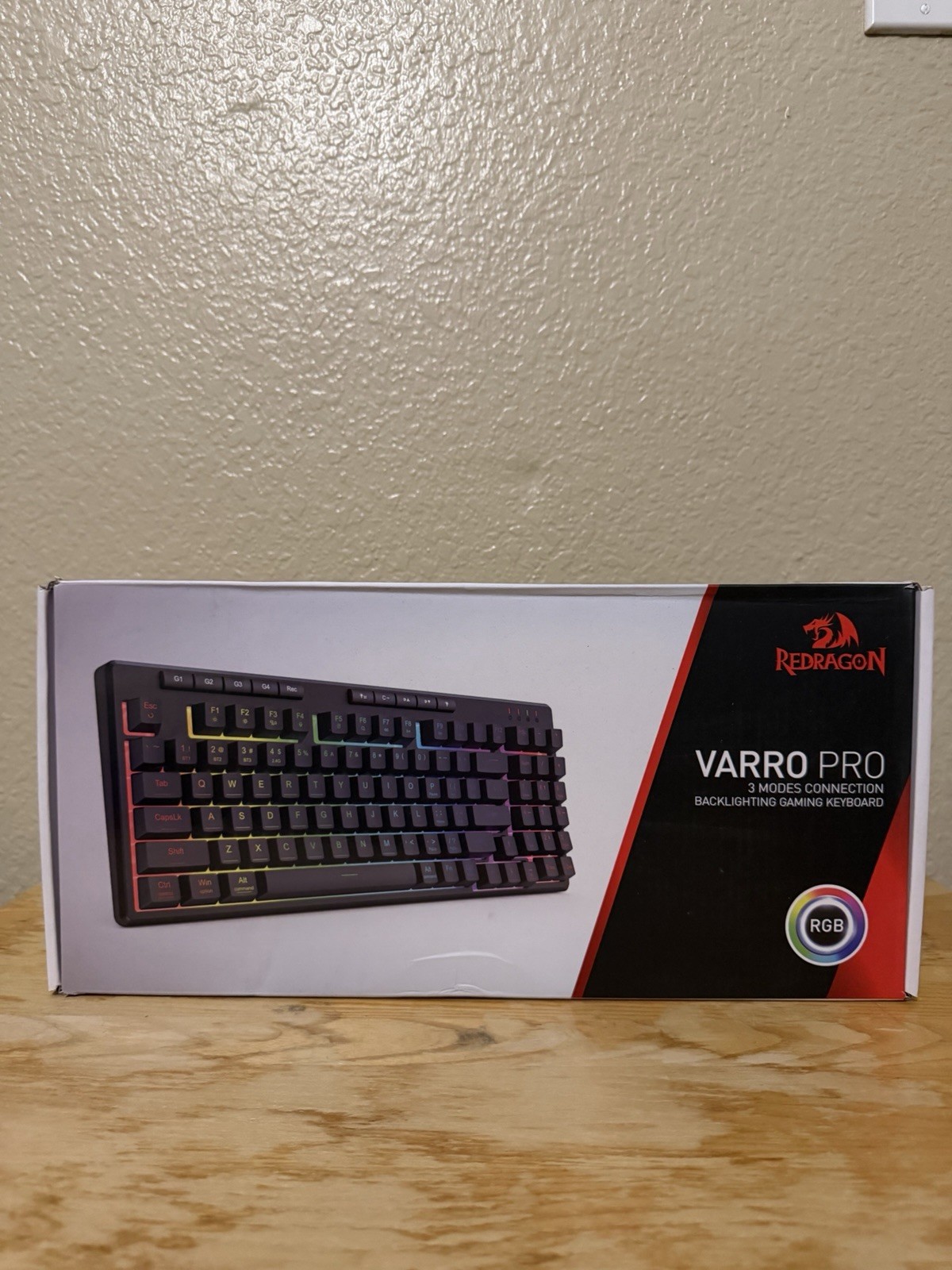 Redragon VARRO PRO RGB Backlit Gaming Keyboard Wired/Bluetooth QWERTY Black