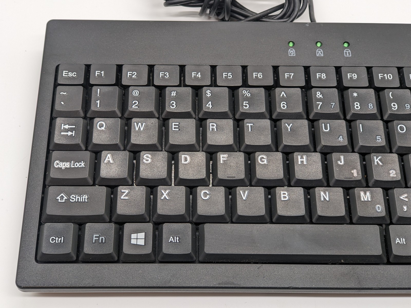 Adesso EasyTouch 110 Mini Keyboard AKB-110B 6ft Cable 