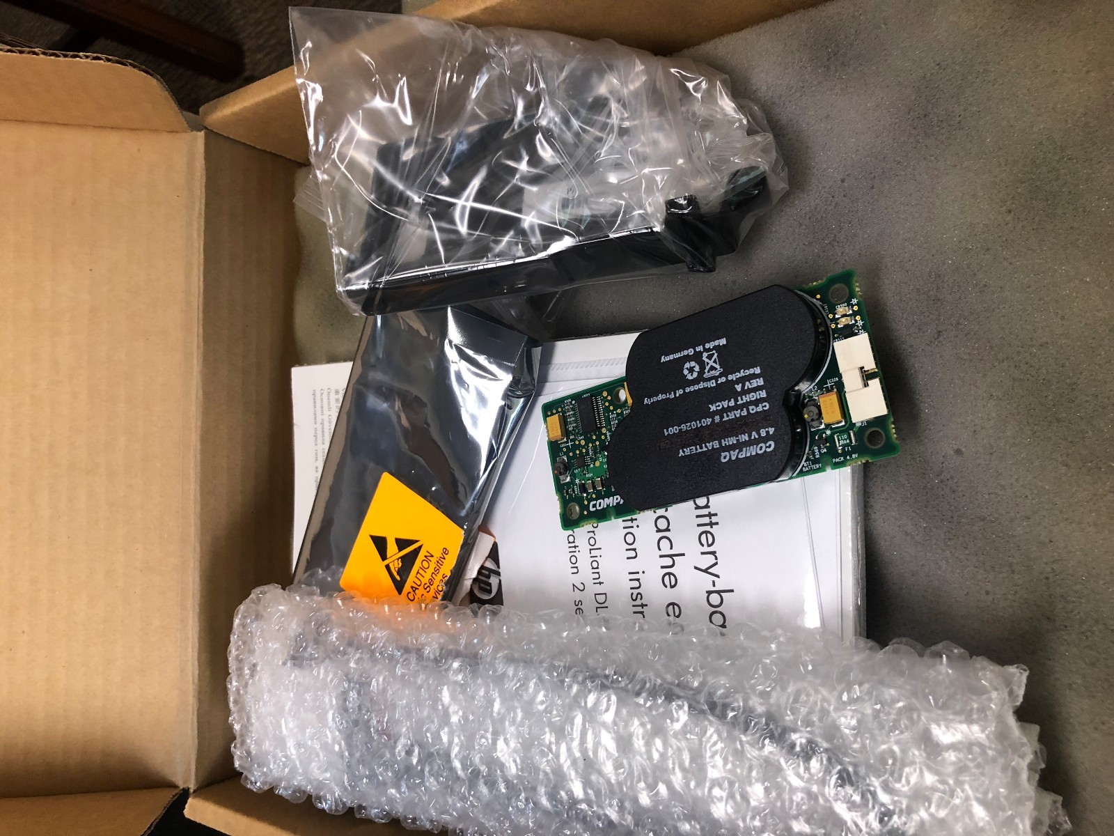 One Genuine HP 255514-B21 BBWC Enabler All - Battery Backed Cache Enabler