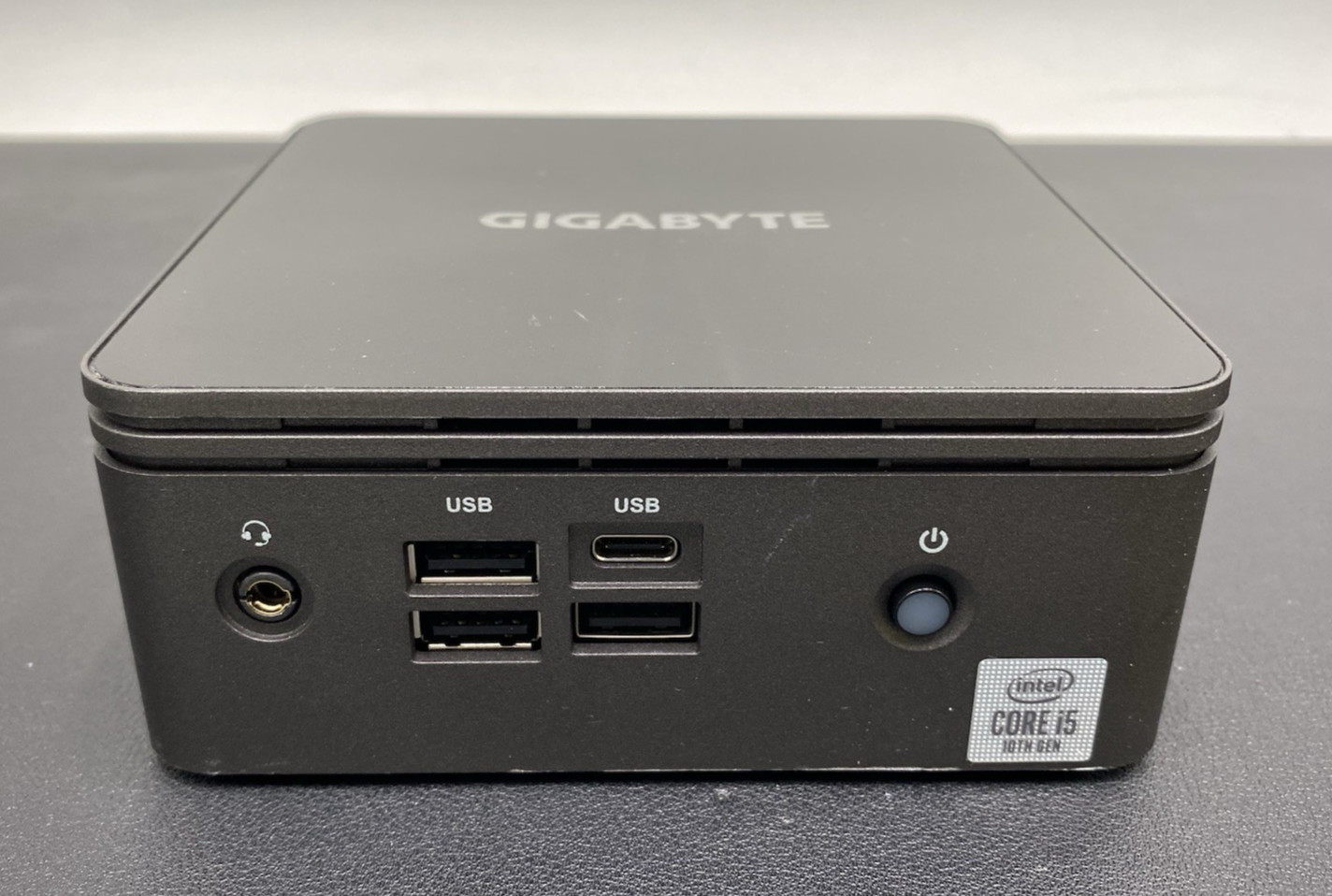 Gigabyte  GB-BRi5-10210 Ultra Compact PC Kit i5-10210 32GB 512GB SSD Win11