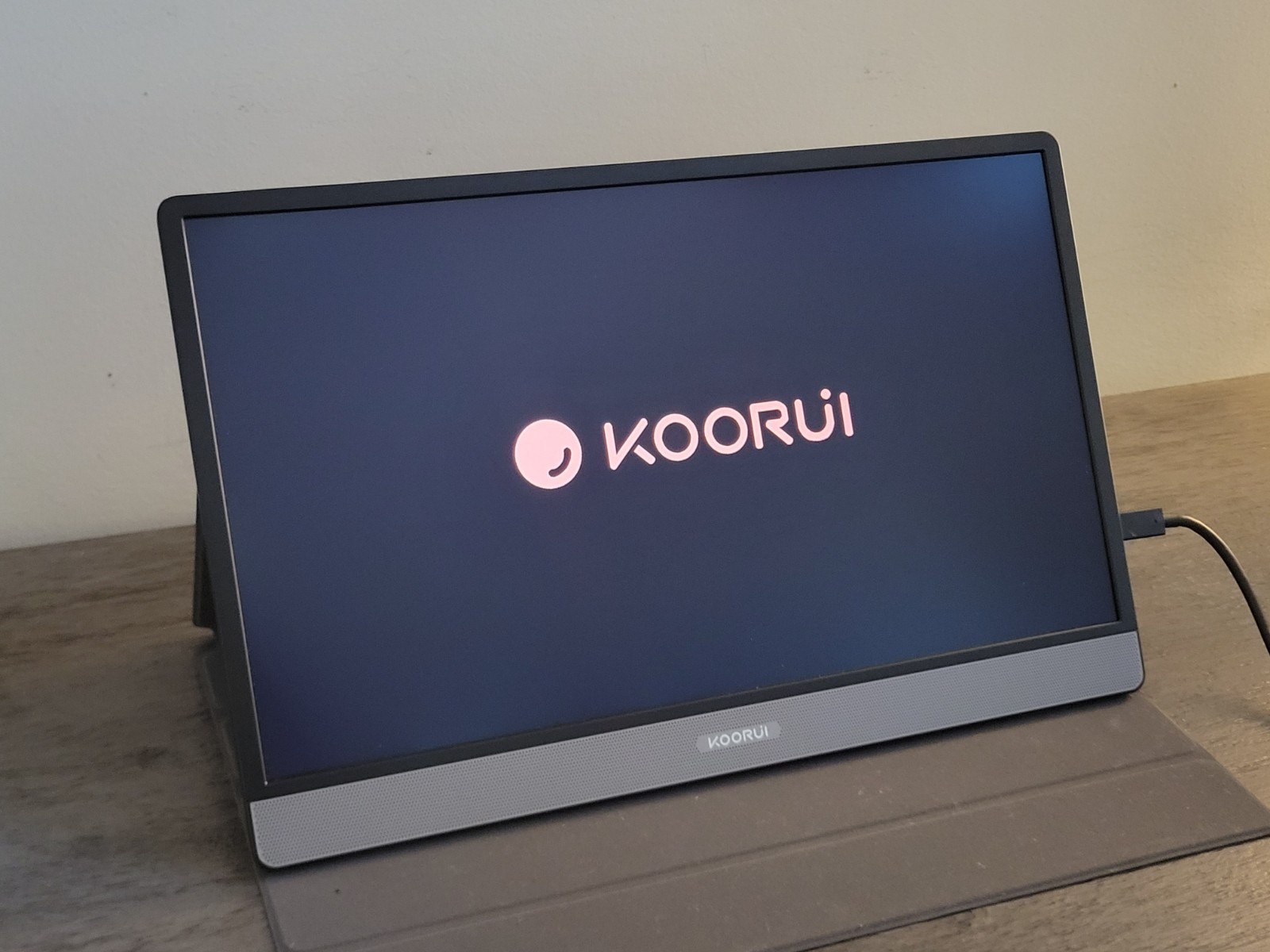 KOORUI 15B1 Portable Monitor 15.6" 1080P FHD USB-C HDMI - Excellent 