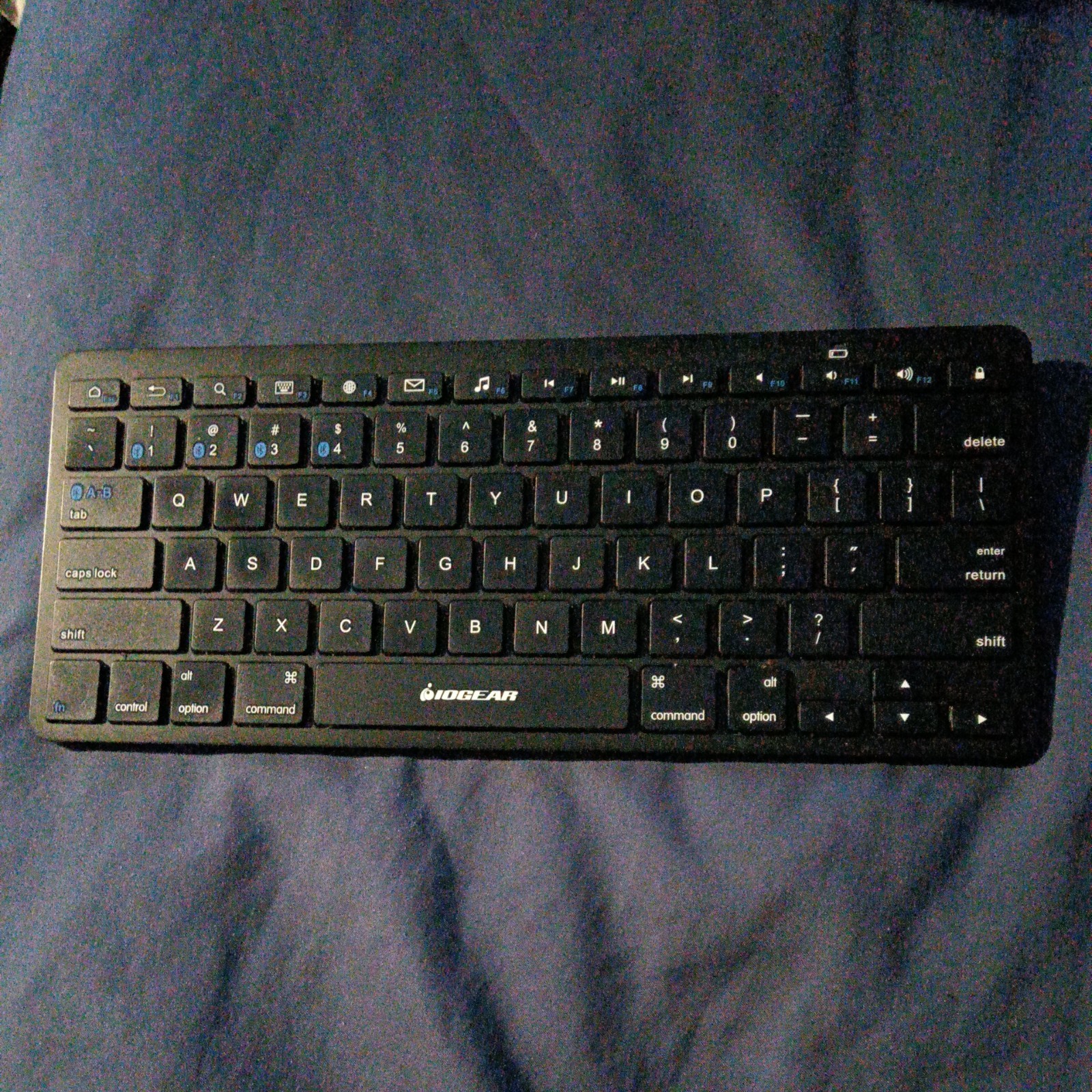 IOGEAR GKB632B Slim Multi-Link Bluetooth Keyboard with Stand
