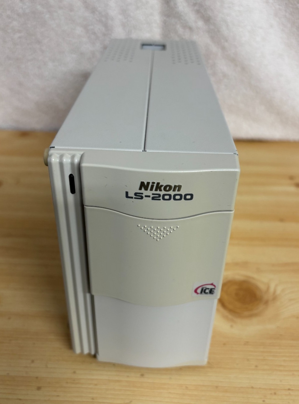 Nikon LS-2000 35mm Slide/Film Scanner - Tested and working - W/  SCSI Card, etc.