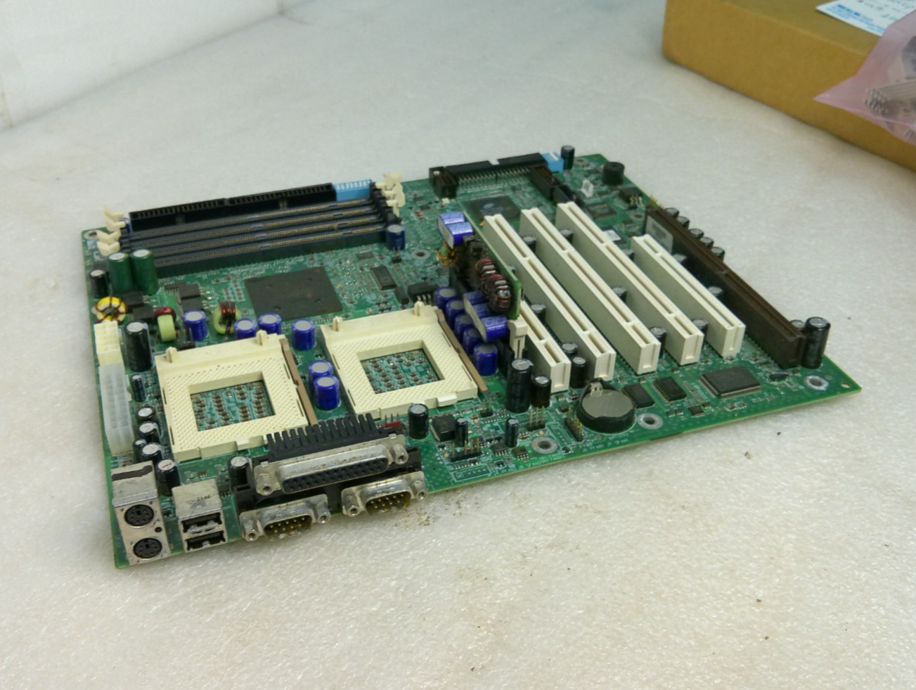 Compaq 241485-001 Motherboard