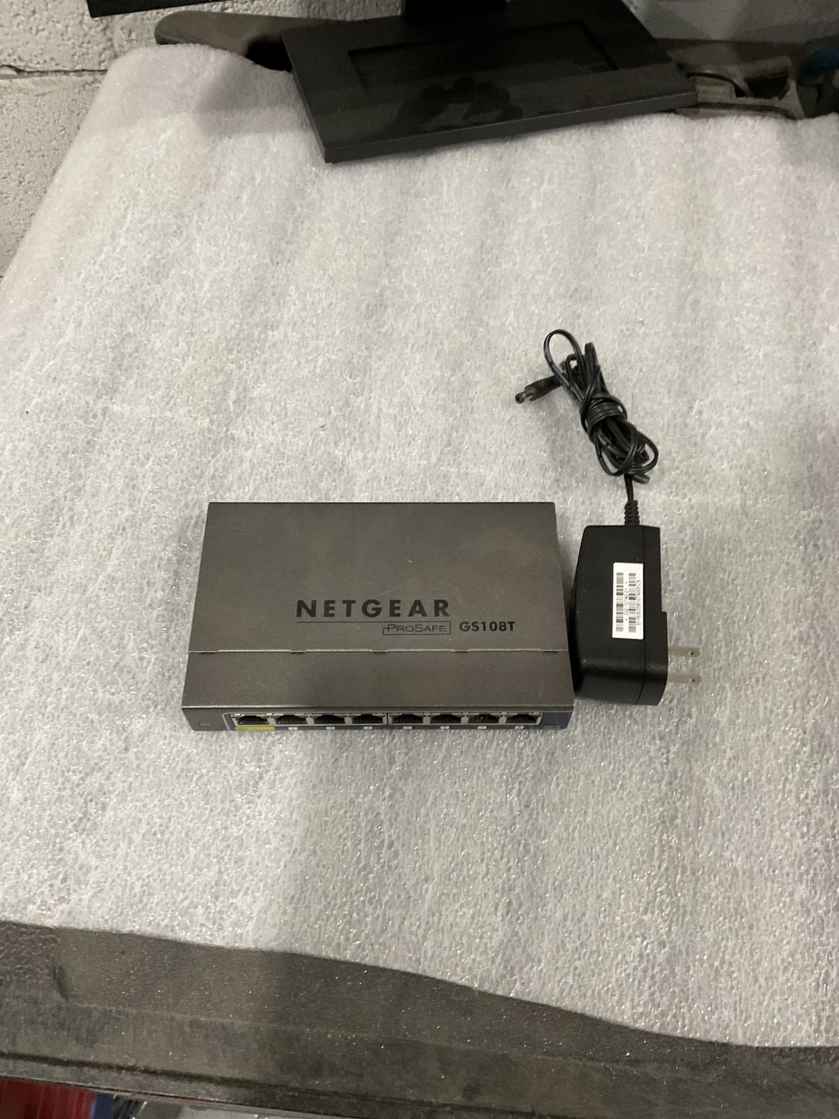 NETGEAR GS108T v2 8-Port Gigabit Smart Managed Switch W/ Adapter
