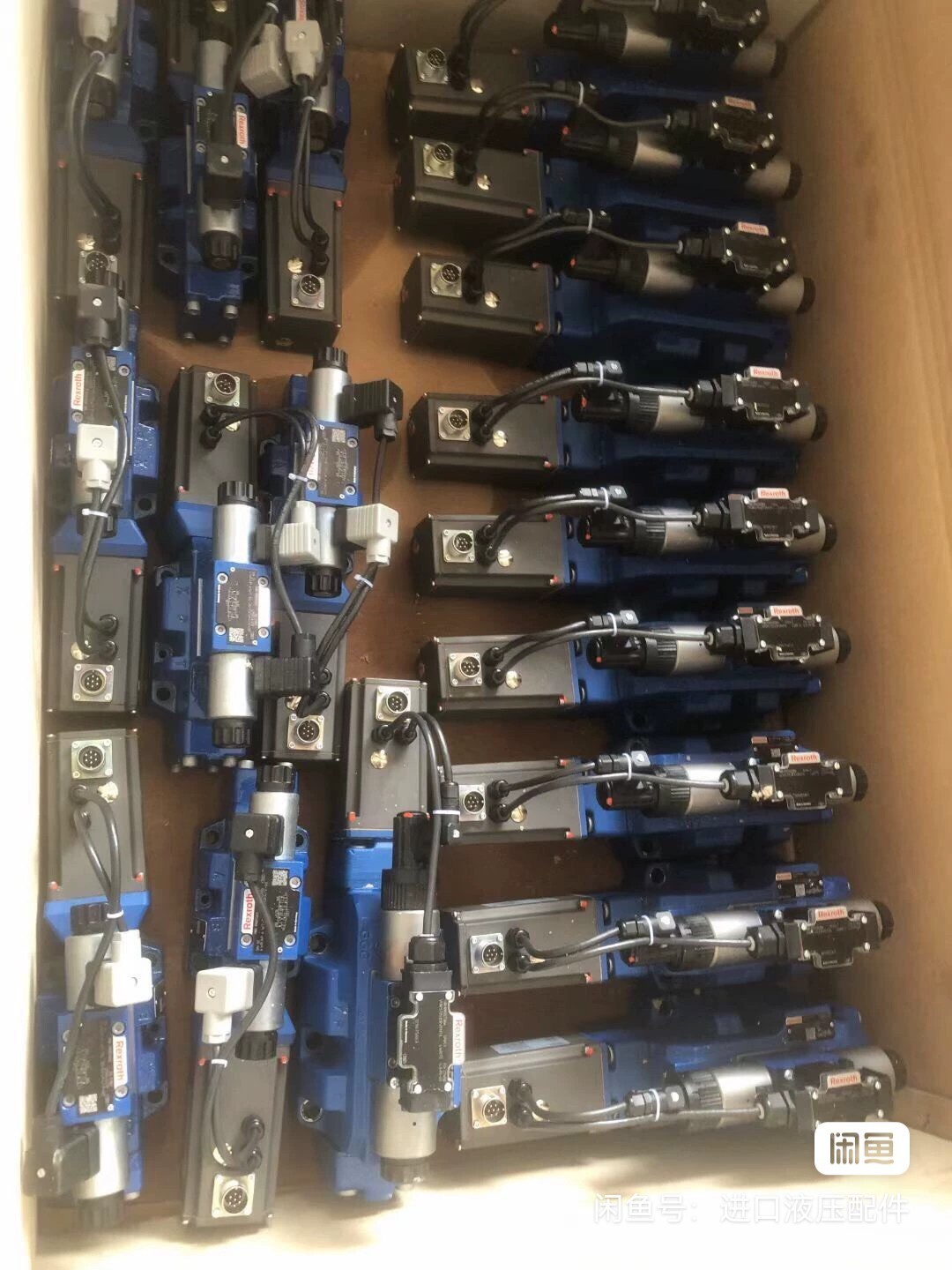 1PC NEW Rexroth R901052558 4WRTE16E200L-46/6EG24EK31/F1M SHIP EXPRESS #P1588E YL