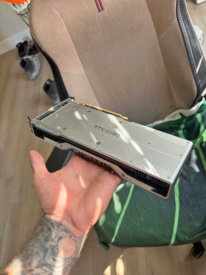NVIDIA GeForce RTX 2080 super Founders Edition 8GB GDDR6 Graphics card