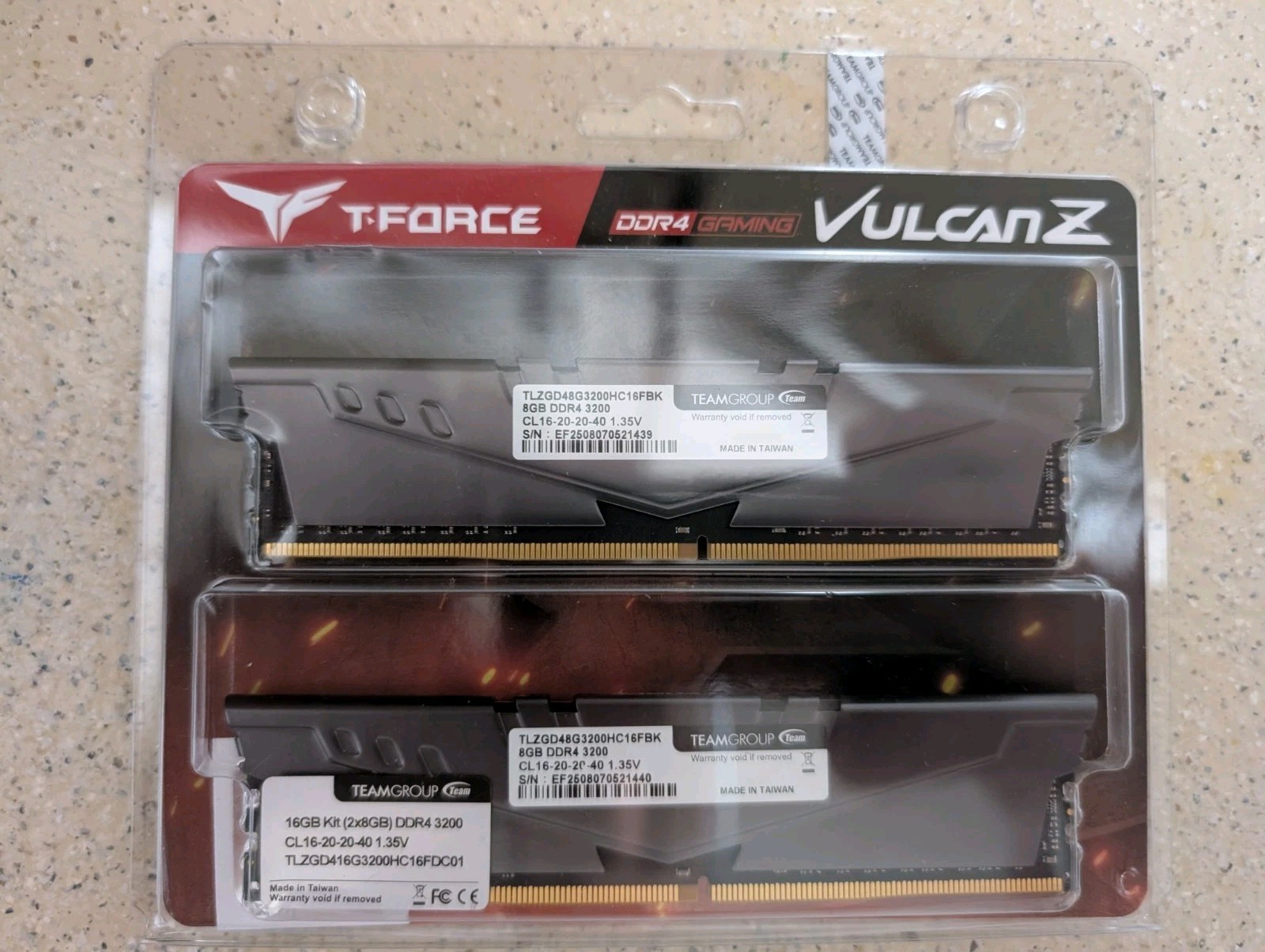 Team T-force Vulcan Z 16GB (2 x 8GB) PC4-25600 (DDR4-3200) Memory