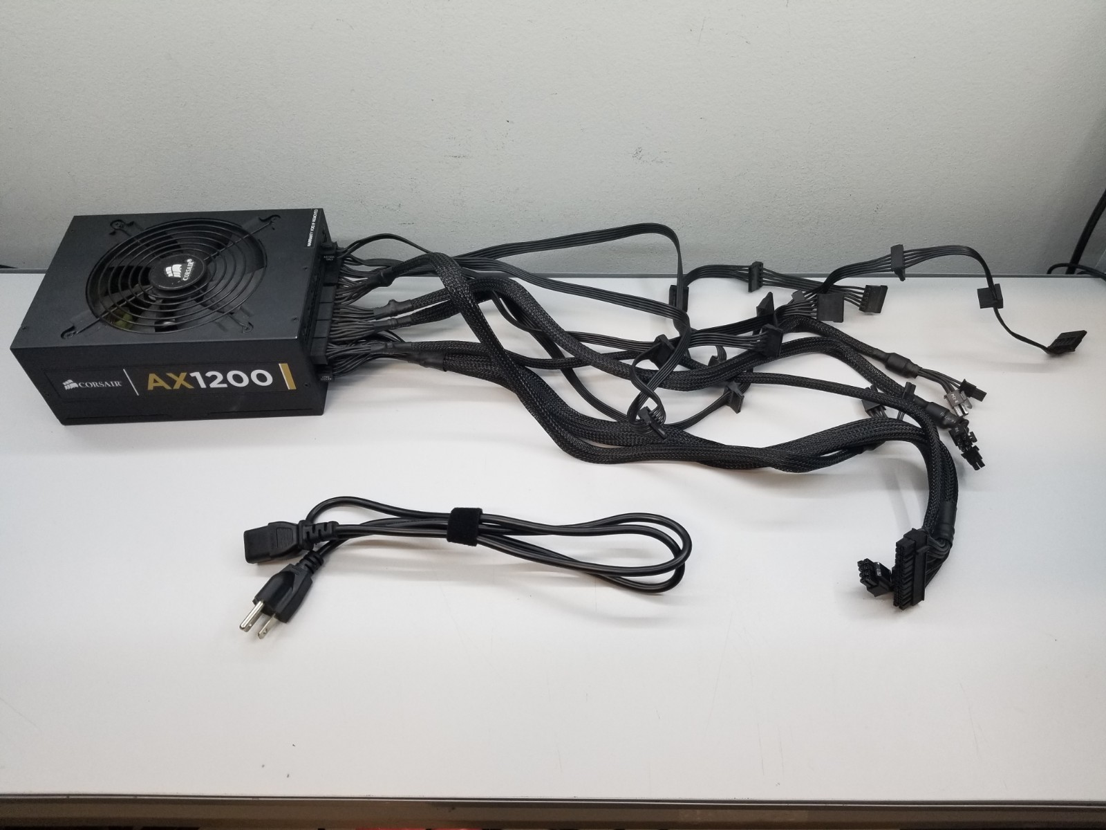 Corsair AX1200 1200W 80 PLUS Gold ATX PSU Power Supply Unit CMPSU-1200AX