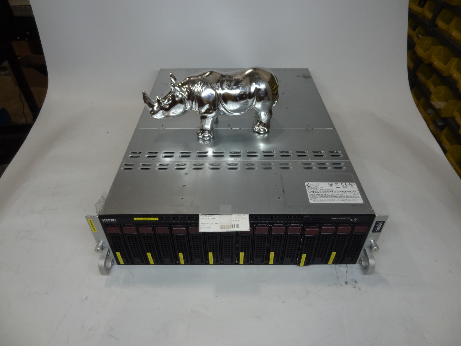 SuperMicro 5039MS-H8TRF 3U 8 Node MicroCloud w/8x X11SSD-F, 8x Heatsinks, 16x 3.