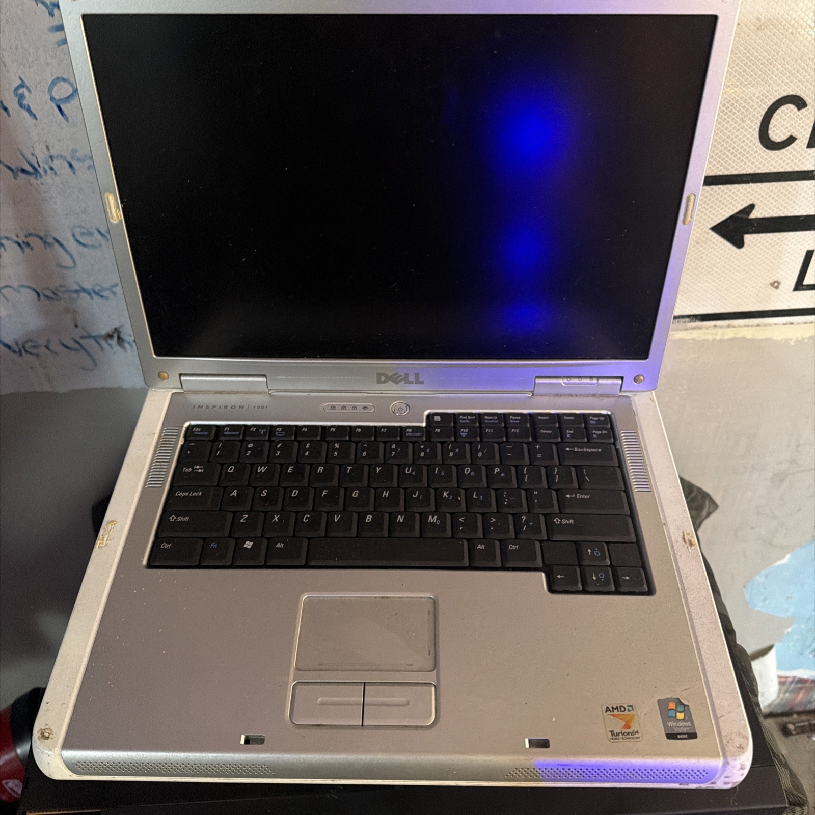 Dell Inspiron 9400 17in. Notebook/Laptop - Customized
