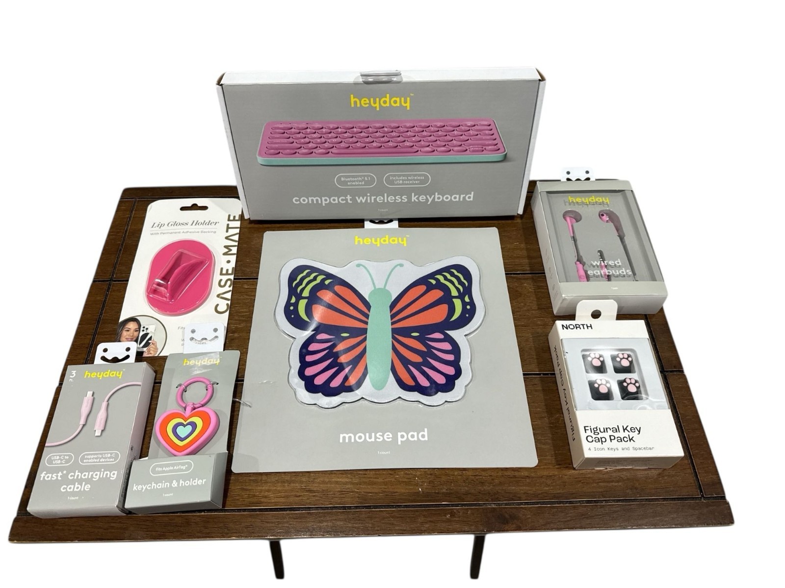 HEYDAY Compact Wireless Pink Keyboard, Heart Keychain and Holder, Fast Charging