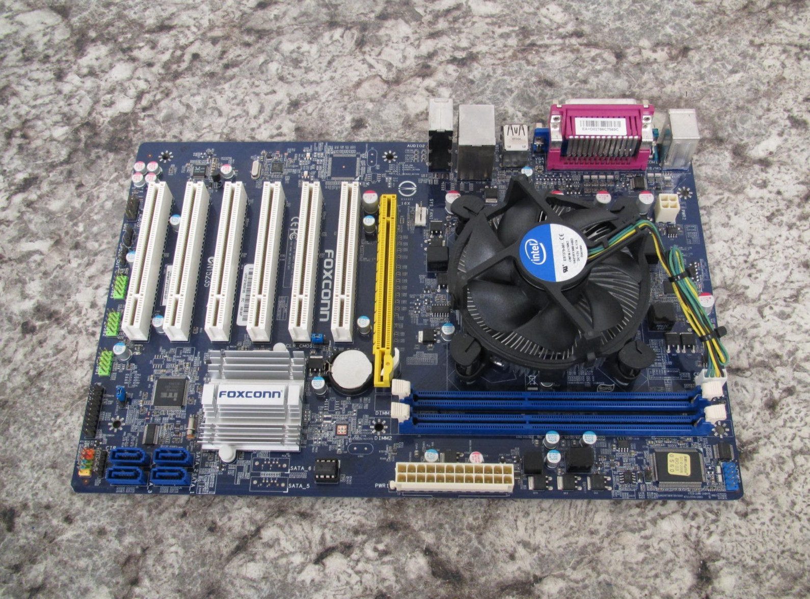 Foxconn H61AP Intel Core i3-2120 3.3GHz CPU / No Ram ATX PC Motherboard Used