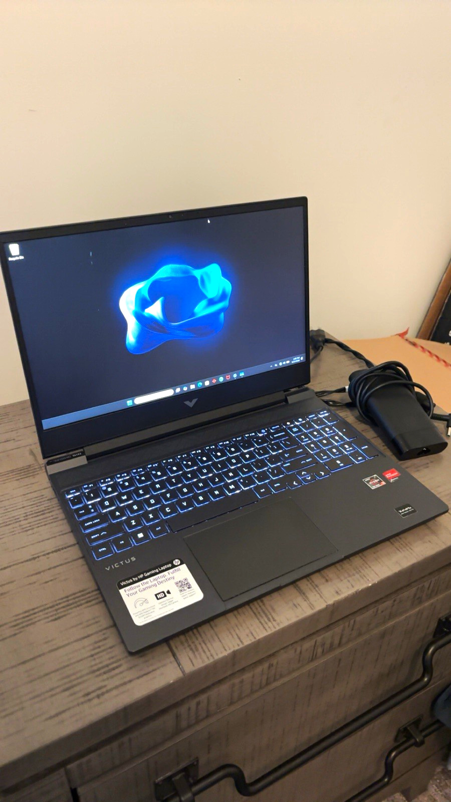 HP Victus 15.6” Gaming Laptop – Ryzen 5 7535HS RX 6550M 8GB DDR5 512GB SSD READ