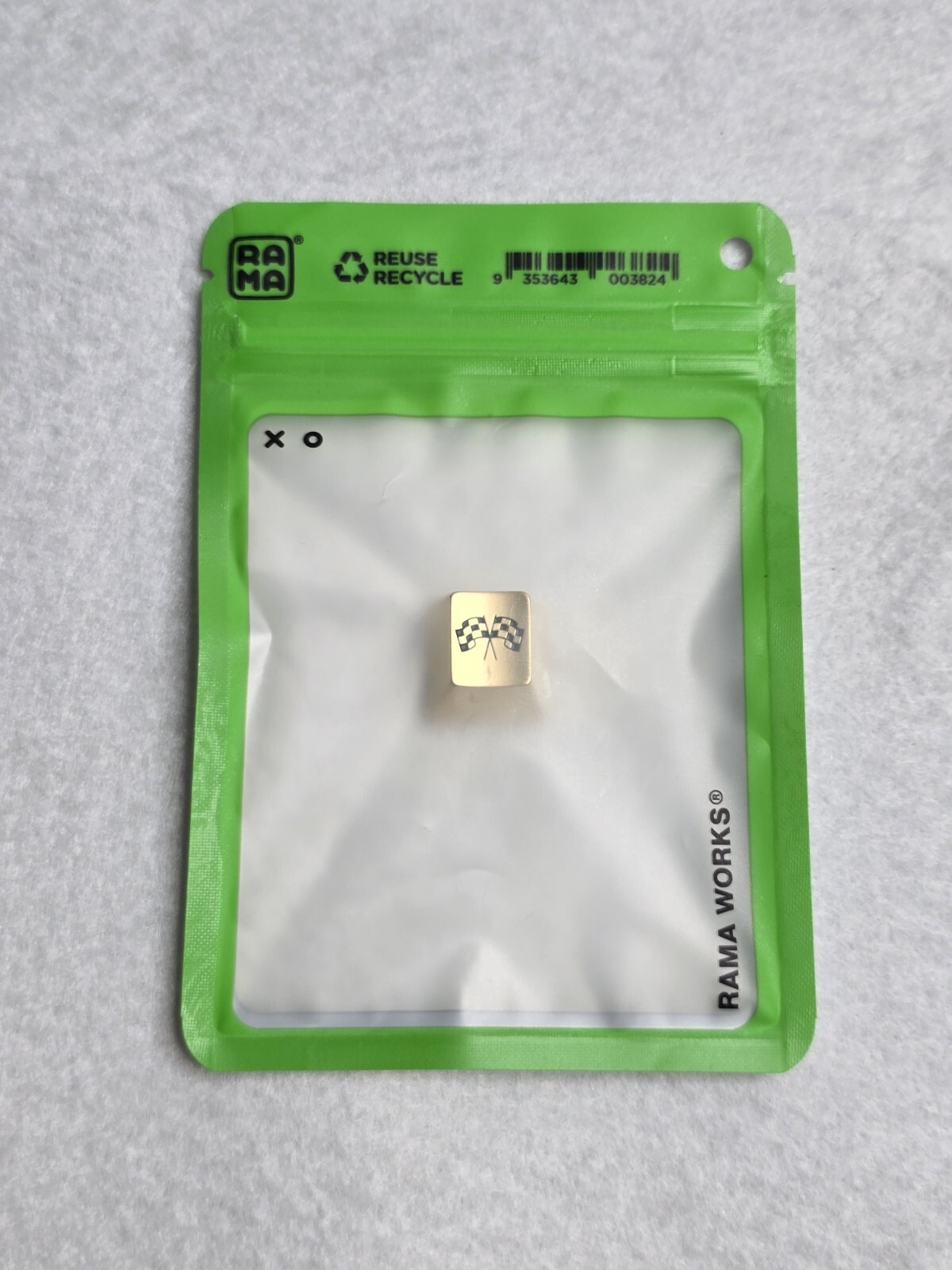 Rama Works Gold, Racing-Checkard Flag Key Cap