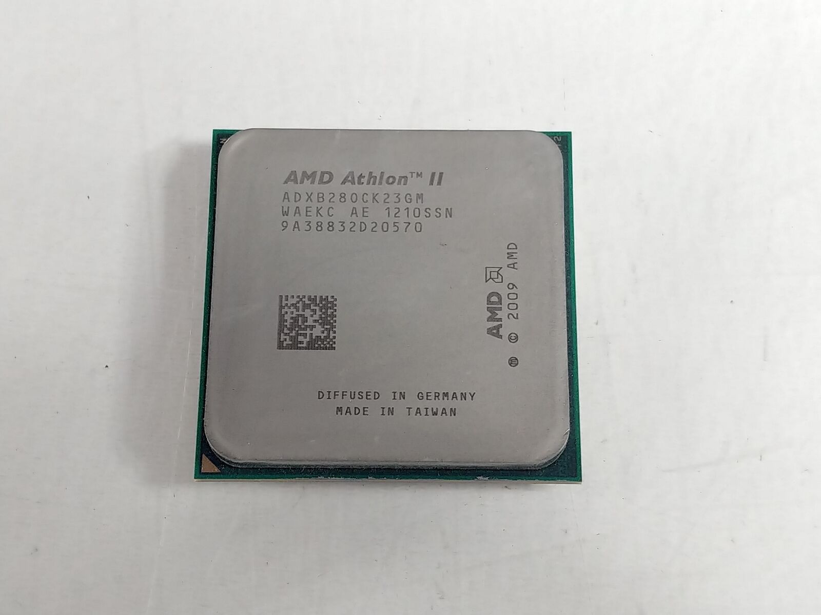 AMD Athlon II X2 B28 3.4 GHz Socket AM3 CPU Processor ADXB28OCK23GM