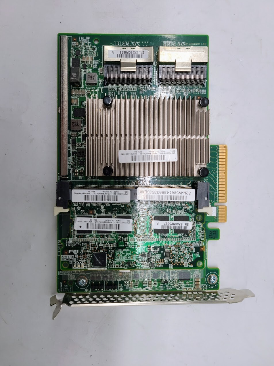 HP 761880-001 SMART ARRAY P840/ 12GB 2-PORT SAS CONTROLLER 726899-001
