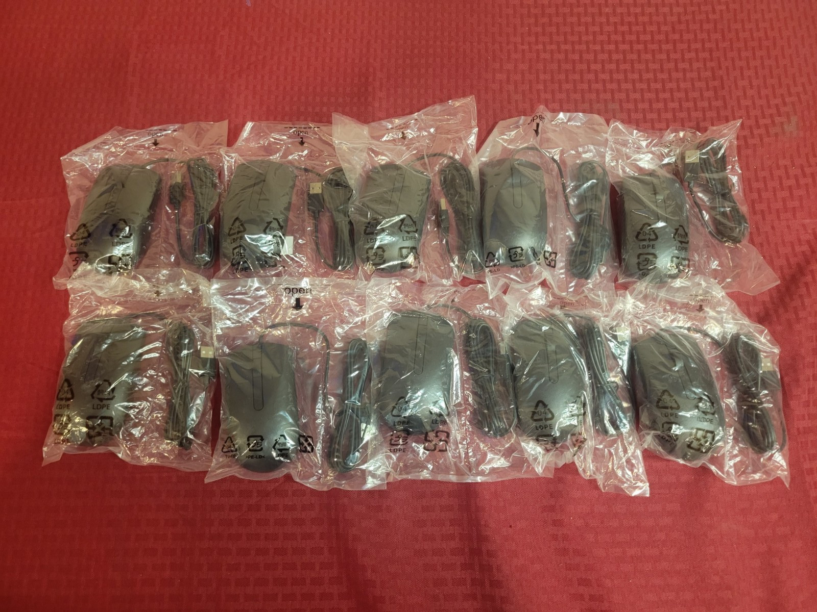 Lot of 10 NEW Dell MS116 Optical USB Wired 3- Button Scroll Wheel Mouse