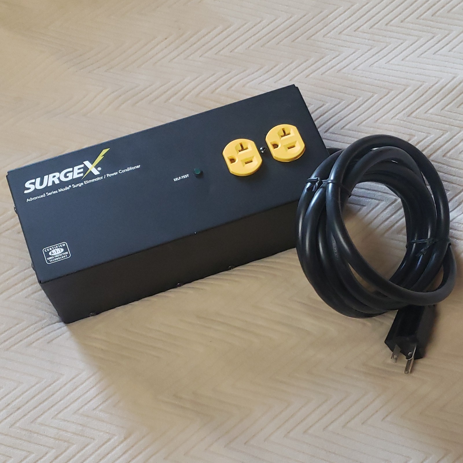 SurgeX SA-20 Advanced Series Mode Surge Eliminator / Power Conditioner 20A