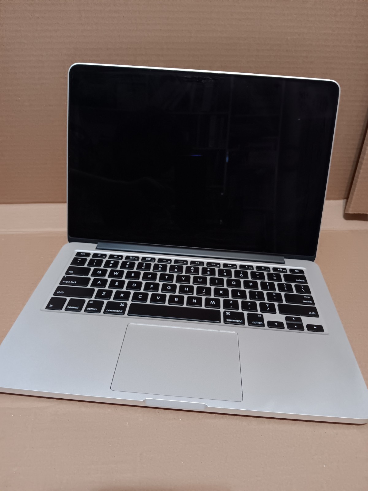 MacBook Pro Retina 13 Early 2015 2.9 GHz i5 8GB 256GB SSD
