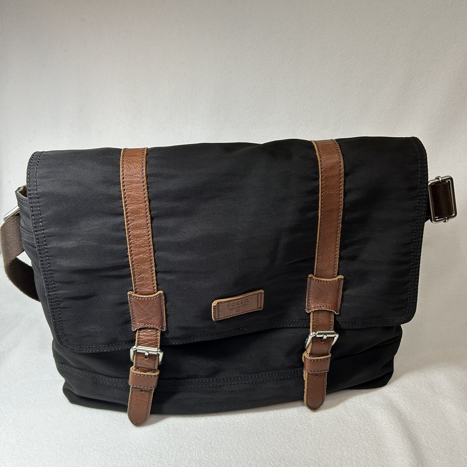 Vintage Fossil Leather Nylon Commuter Crossbody Messenger Bag Flap Top Soft