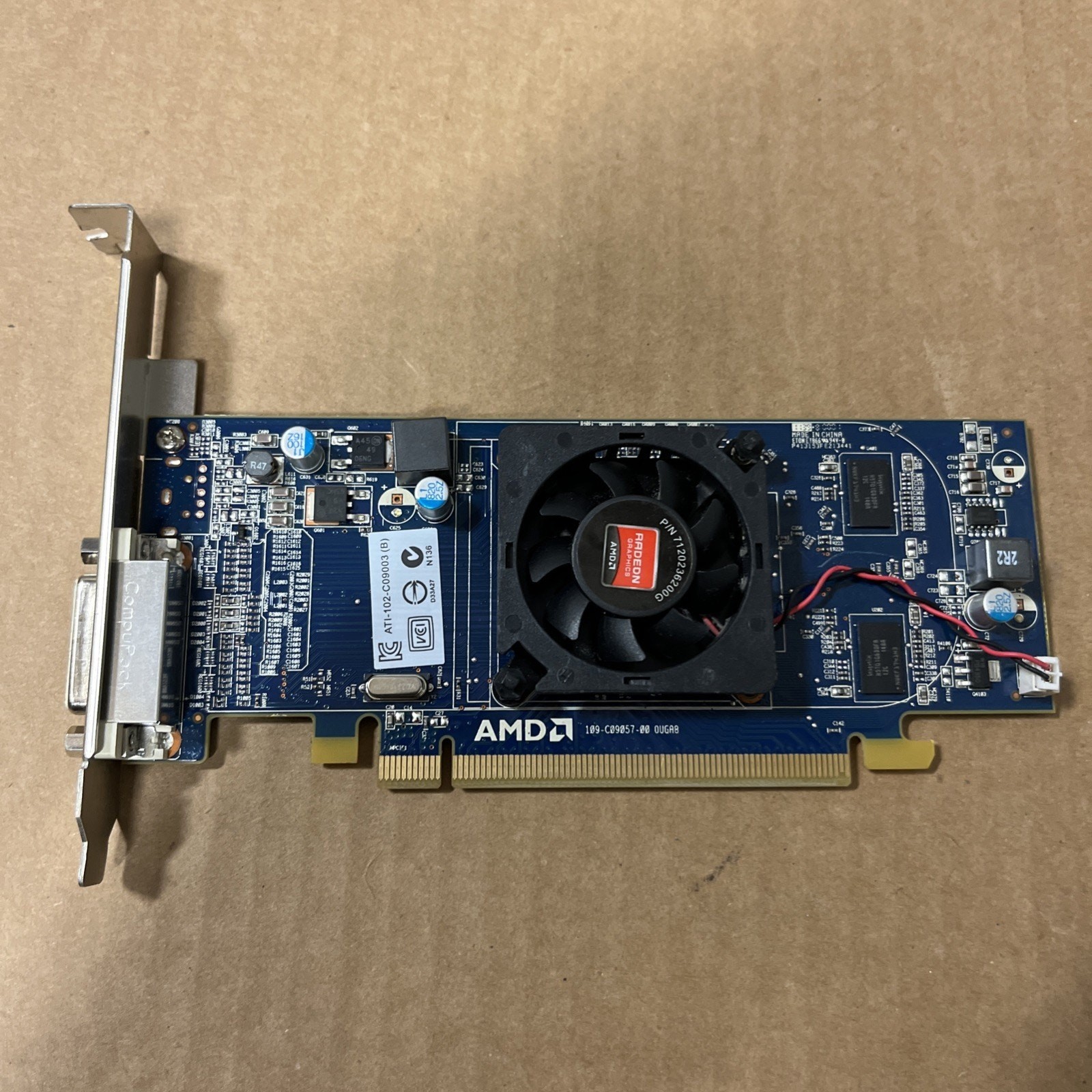 AMD RADEON HD 5450 512 MB PCI-E X16 VIDEO CARD 109-C09057-00 P/N: 0XF27T 0236X5
