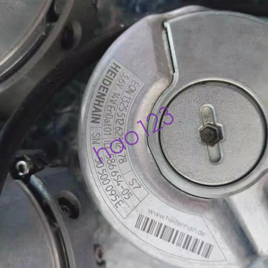 1PCS used HEIDENHAIN EQN 1325 512 62S12-78 encoder functionally intact