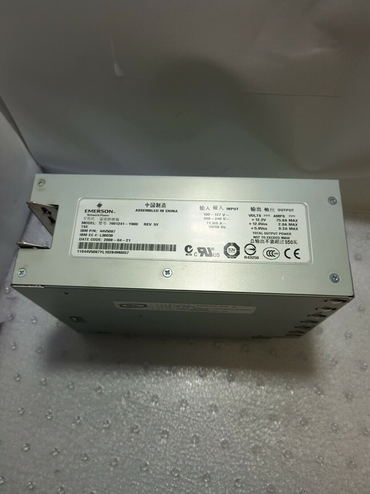 - IBM 44V5097  EMERSON 7001241-Y000 950W POWER SUPPLY 