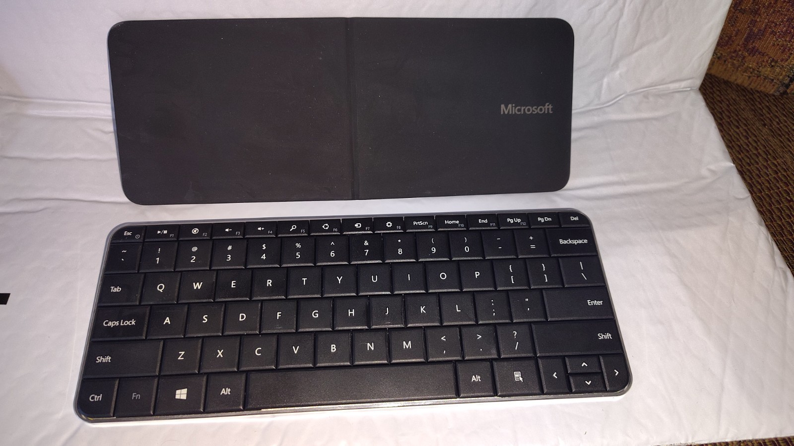 Microsoft Wedge Mobile Keyboard Wireless Bluetooth Compact Black Portable QWERTY